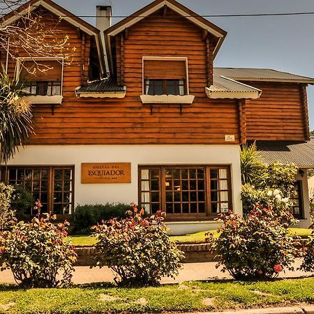 Hosteria Hostal Del Esquiador San Martín de los Andes Eksteriør billede