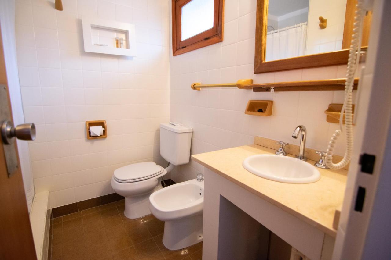 Hosteria Hostal Del Esquiador San Martín de los Andes Eksteriør billede