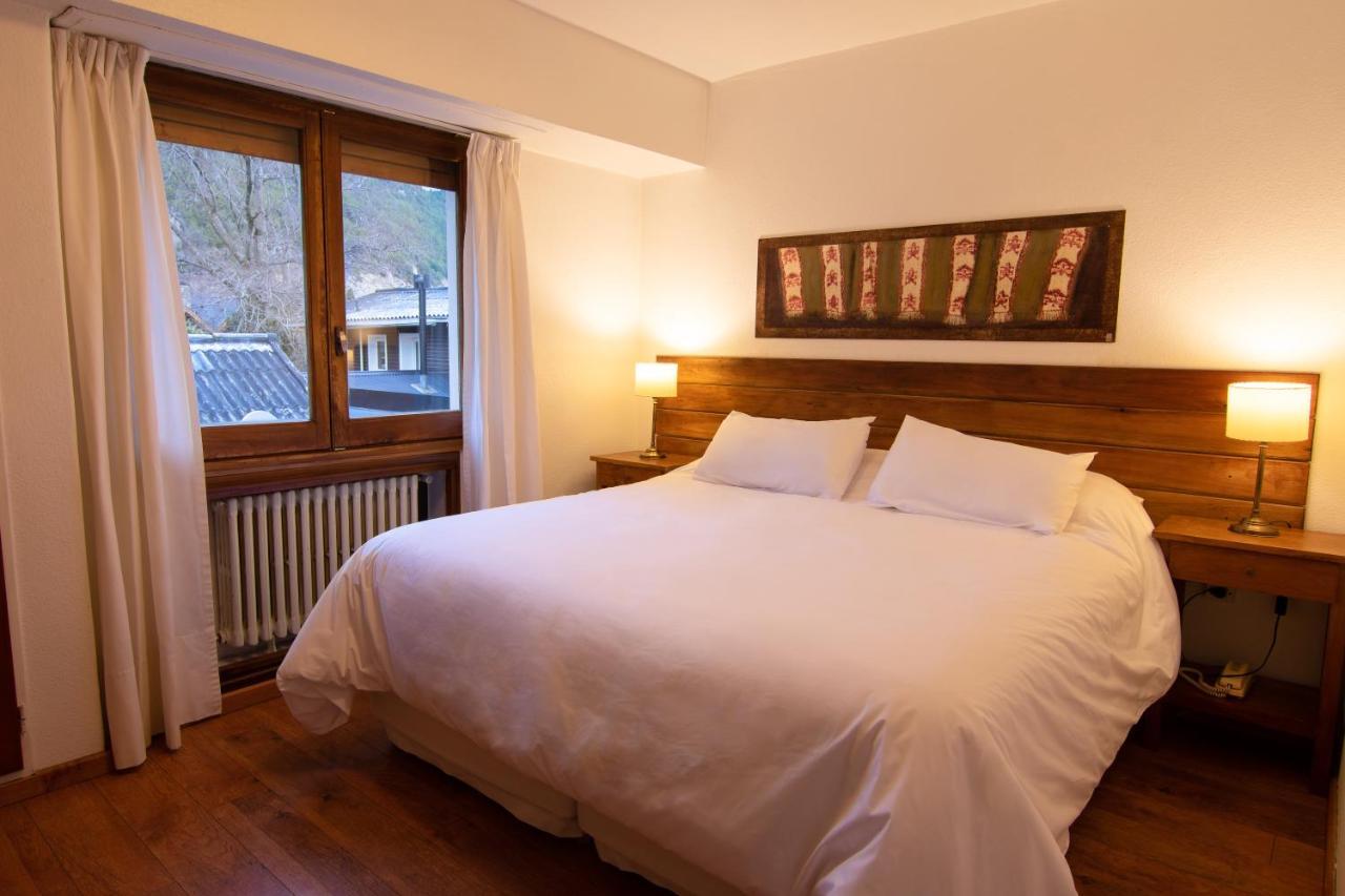 Hosteria Hostal Del Esquiador San Martín de los Andes Eksteriør billede