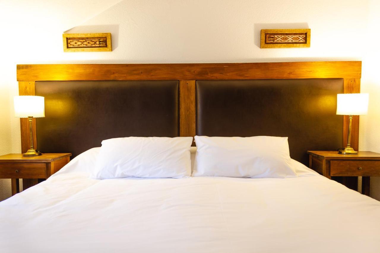 Hosteria Hostal Del Esquiador San Martín de los Andes Eksteriør billede